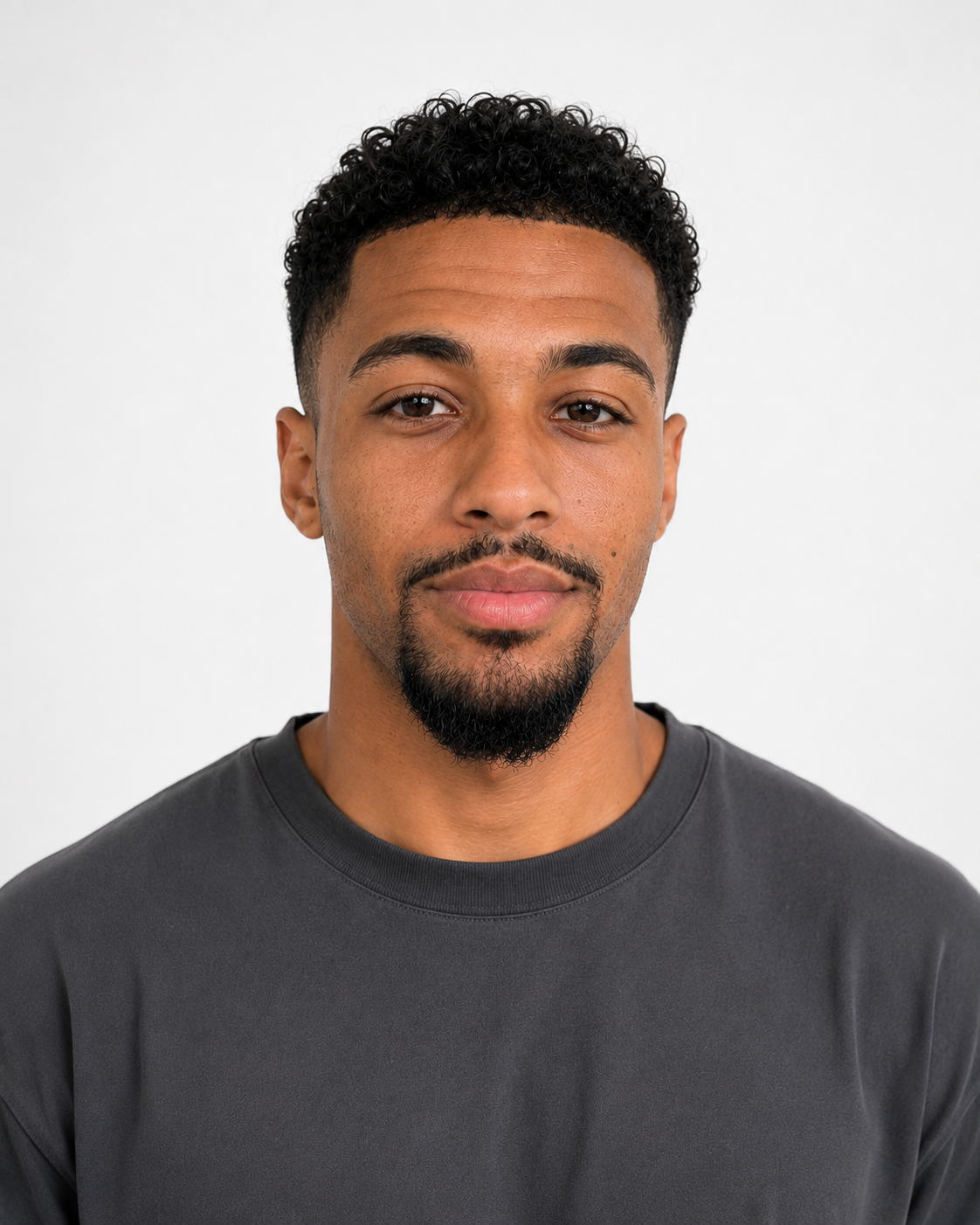 Eye Level · homme